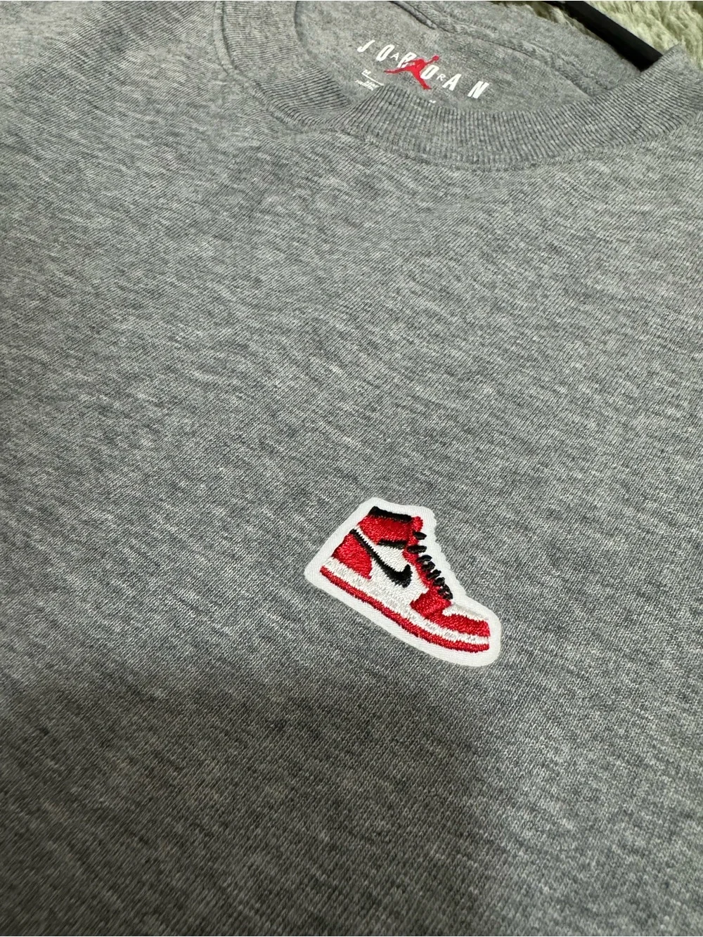Jordan1 Chicago Short Sleeve Crewneck T-Shirt in Heather Gray with Red Logo